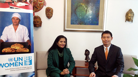 南非首位女性副总统 联合国会见RB88CEO